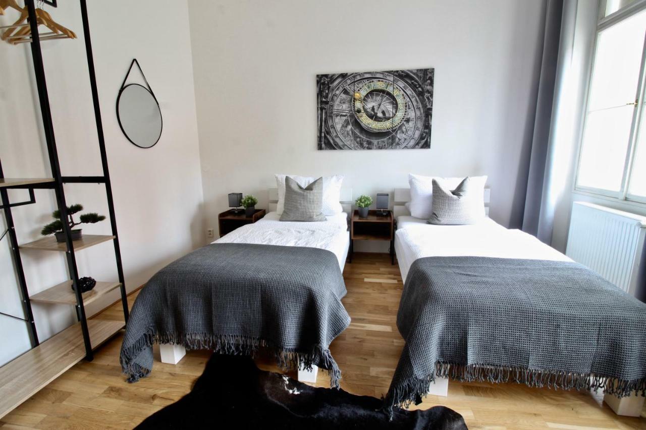 New Design & Style Apartment Old Town Xxl Praga Zewnętrze zdjęcie