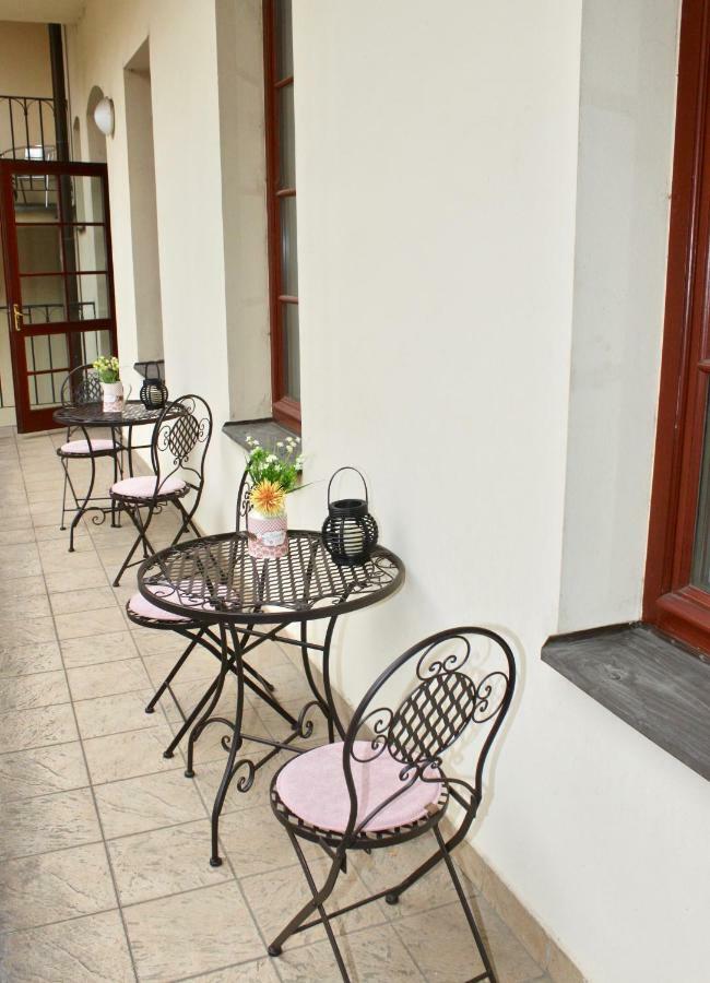 New Design & Style Apartment Old Town Xxl Praga Zewnętrze zdjęcie